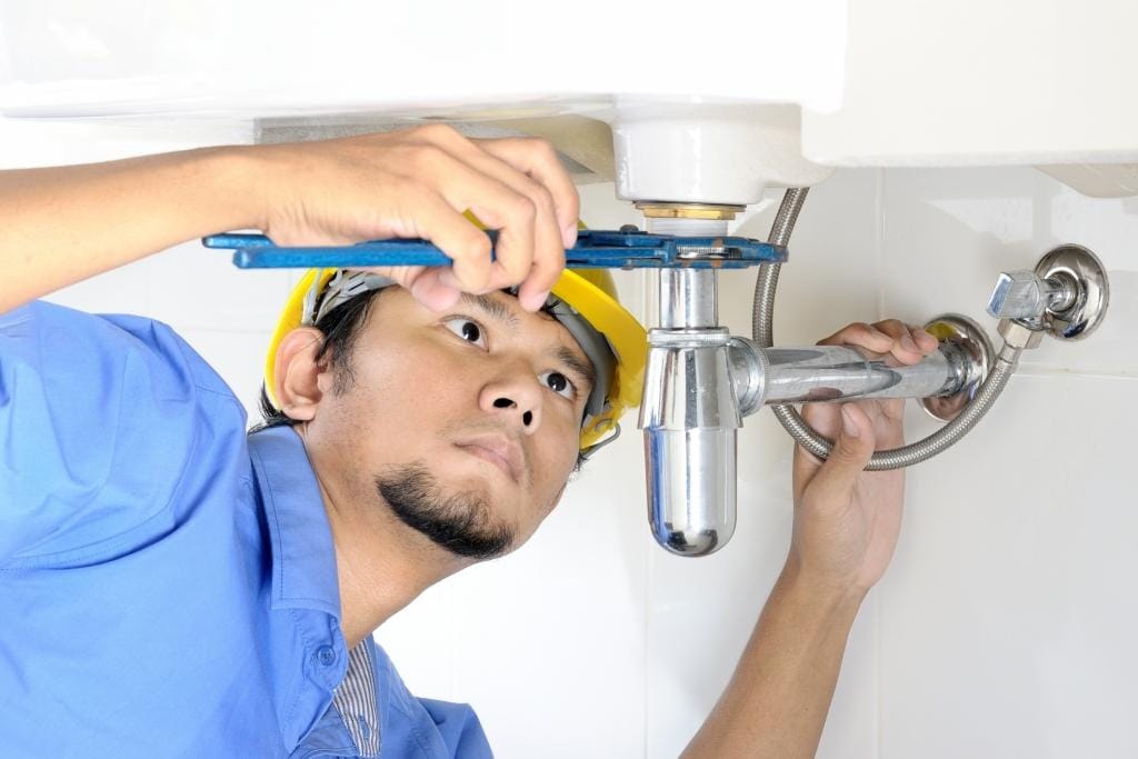 10 Tips For Hiring A Plumber