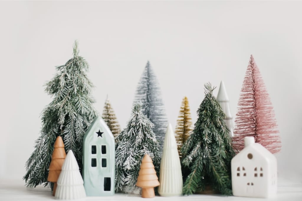 7 Ways To Decorate For Christmas Without A Tree