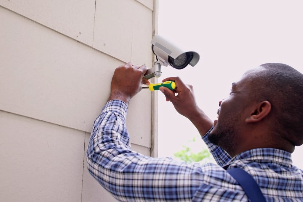 14 Easy Tips For Setting Up A Home Security System Like A Pro