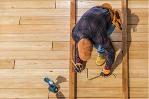 10 Tips For Finding The Best Deck Builders