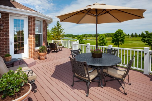 6 Backyard Deck Ideas