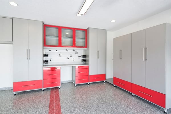 How To Choose A Garage Cabinet Installer