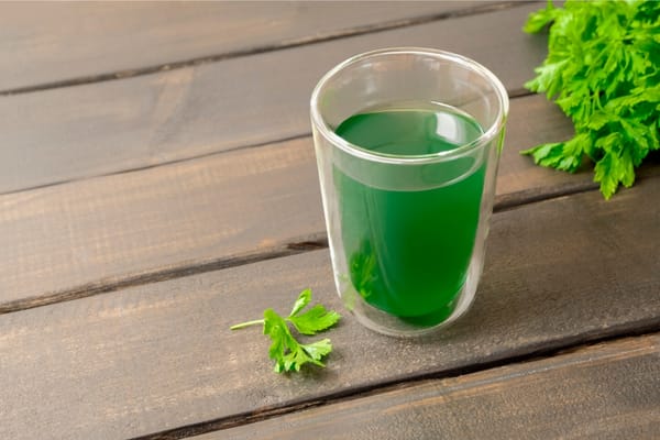 10 Benefits Of Drinking Chlorophyll For Better Health